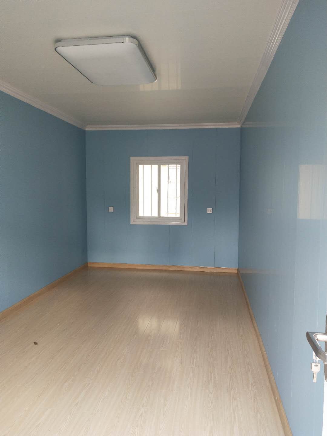 云南集裝箱活動(dòng)房出售